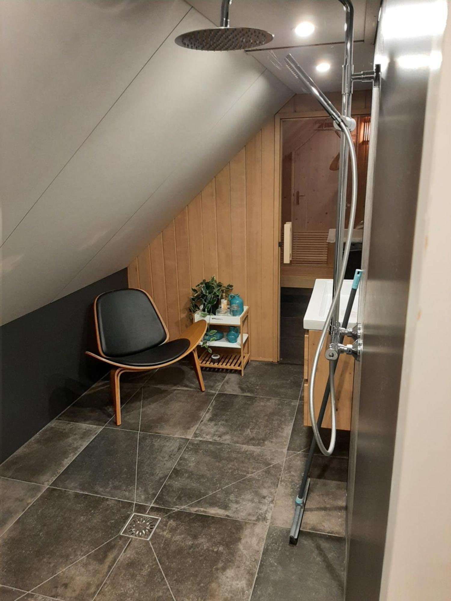 Loft De Hooizolder Met Sauna Bij Te Boeken Gees 外观 照片