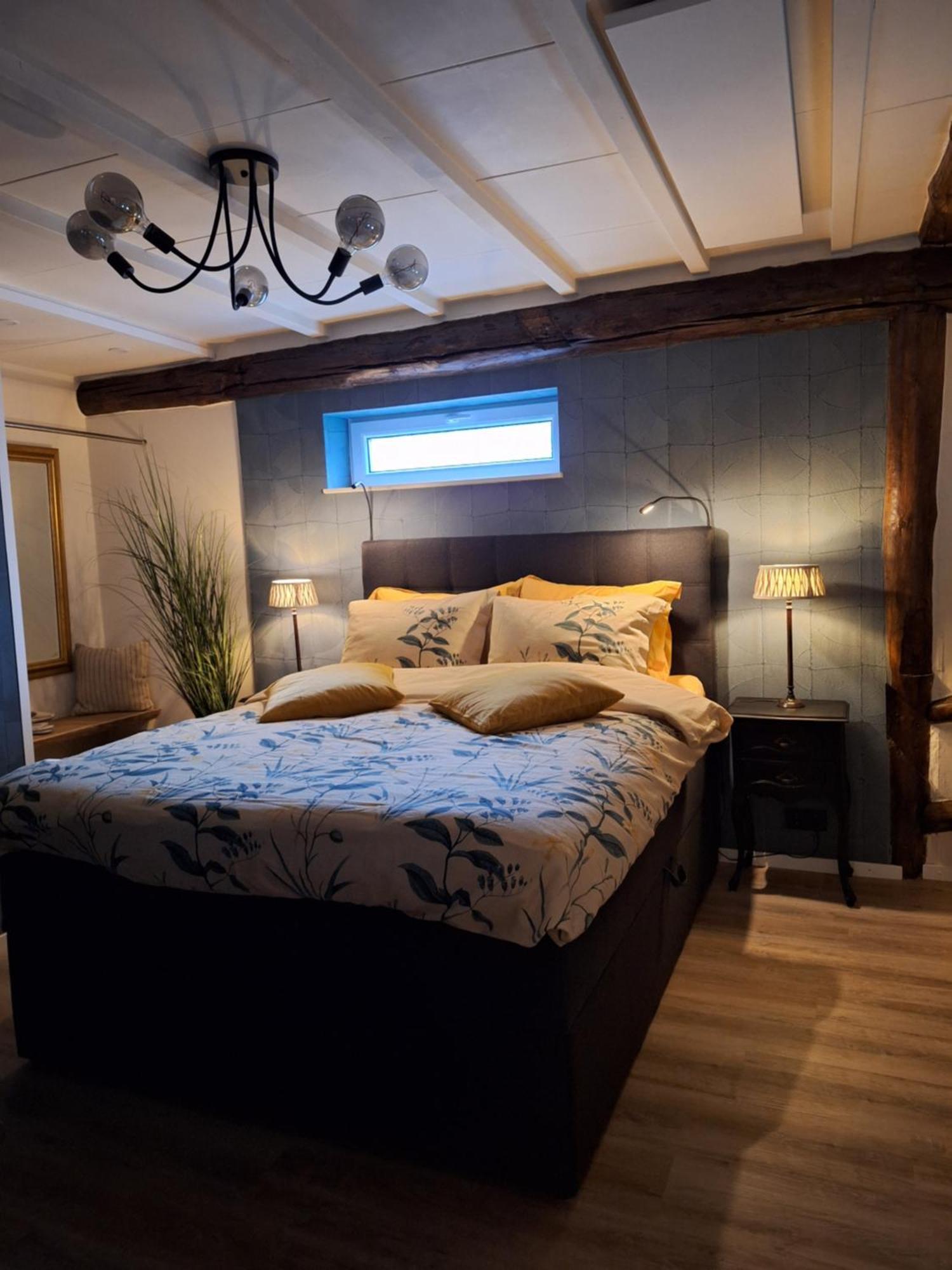 Loft De Hooizolder Met Sauna Bij Te Boeken Gees 外观 照片